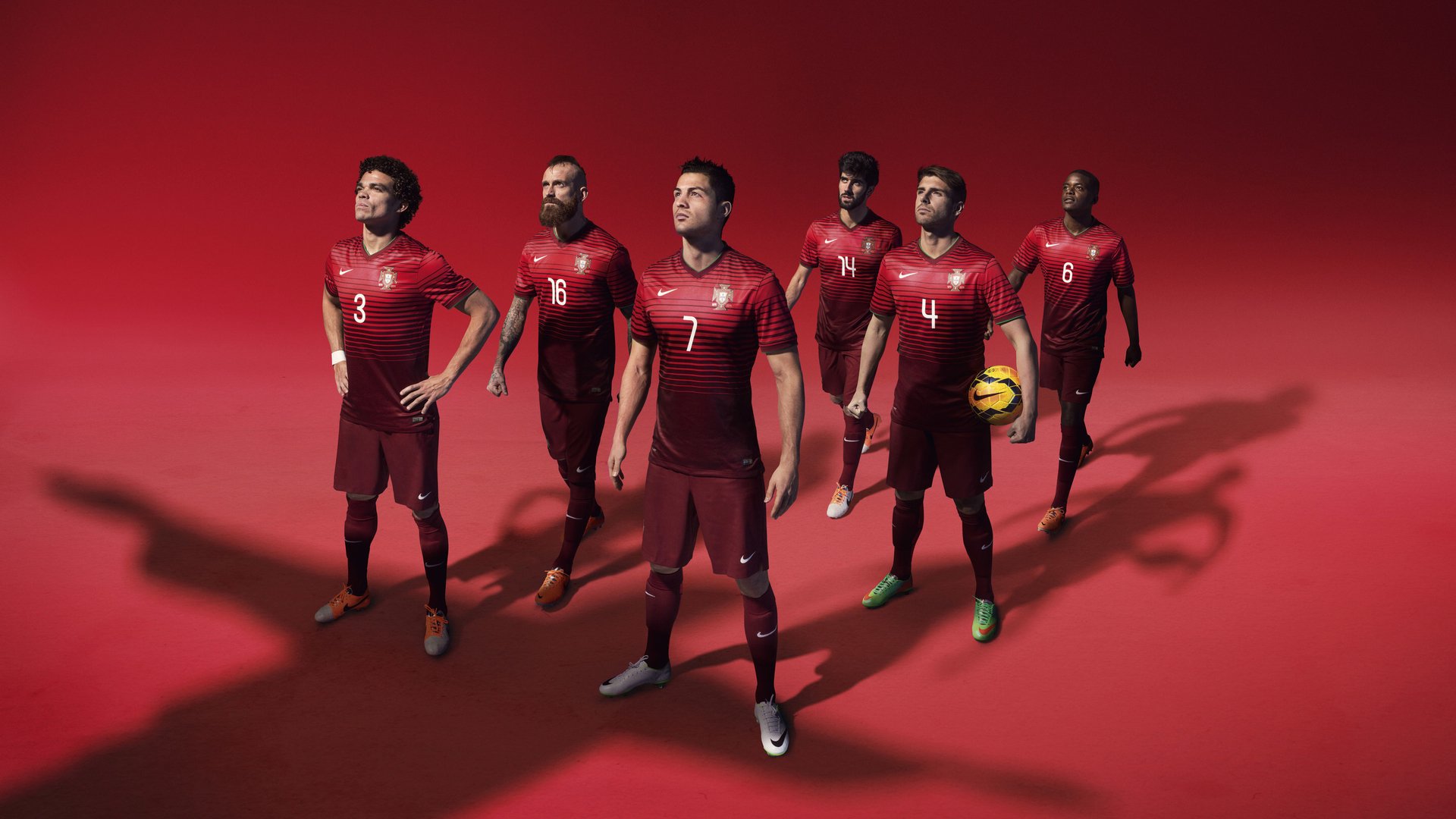 米兰体育-高科技助攻：球员数据分析实现个性化训练方案，球员数据表格